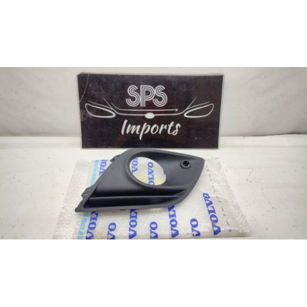 Moldura Milha Esquerda Volvo Xc60 C/ Sensor 2008/11 Original
