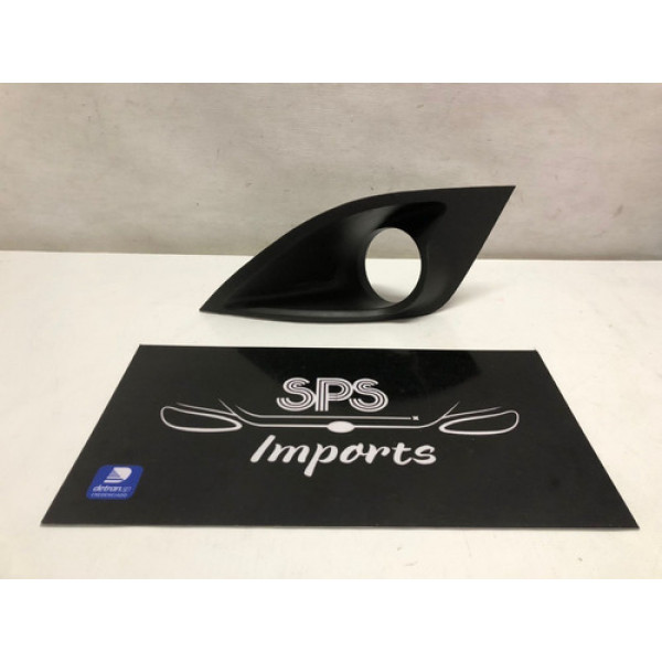 Moldura Farol De Milha Le Ford Fiesta 2010 A 2015 Original