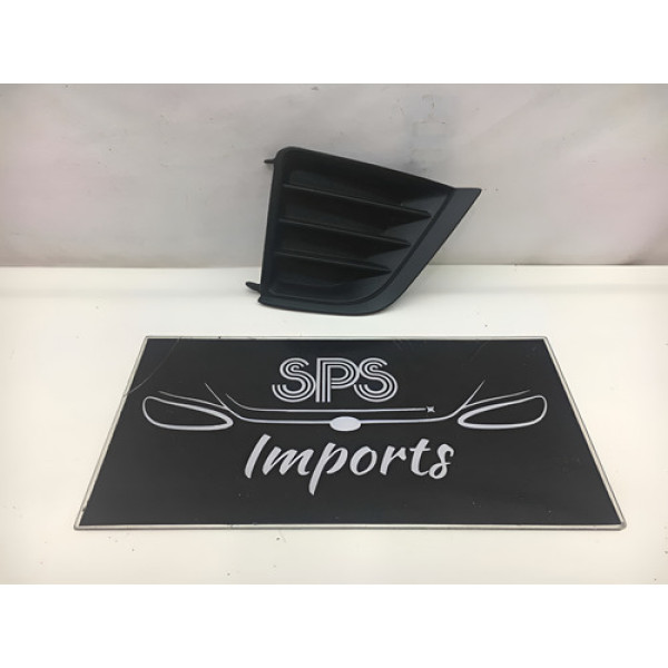 Moldura Milha Direito Toyota Corolla 2015 A 2017 Original Preto Direito