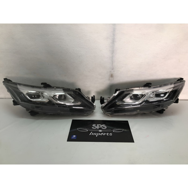 Farol Direito Mitsubishi Eclipse Cross 2020 2021 2022 Ori.. Direito