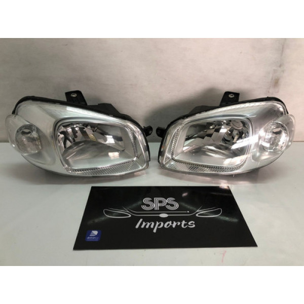 Farol Esquerdo Fiat Uno 2010 A 2016 Original