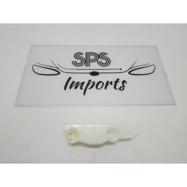 Guia Parachoque Dianteiro Esquerdo Nissan Sentra 2012/19